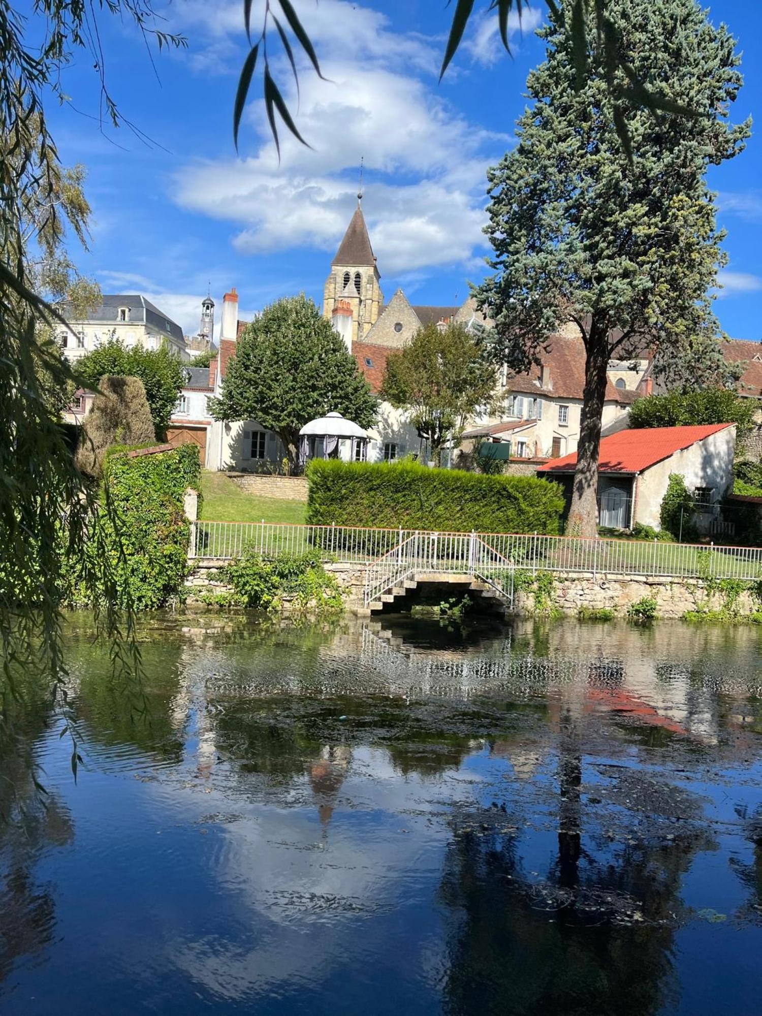 La Confiserie , Vierzon , Proche Gare , Tout Confort Esterno foto
